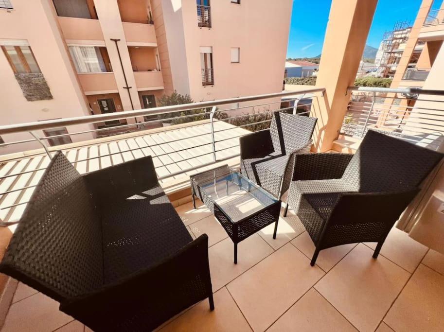 Best Of The Best, 2room Suite#6 At Ambra Apartments, Luxurious, Lift, Private Parking