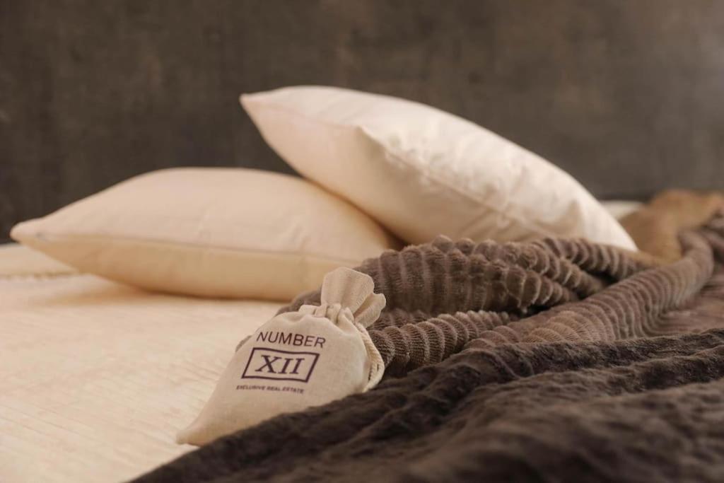 Best Of The Best, 2room Suite#6 At Ambra Apartments, Luxurious, Lift, Private Parking *