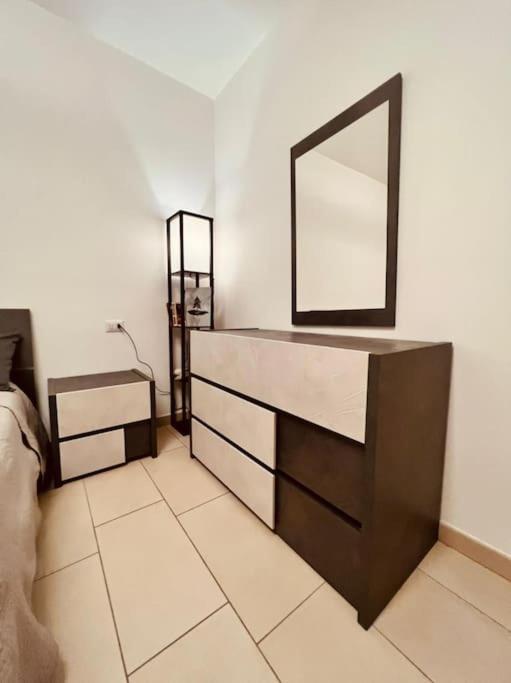 Best Of The Best, 2room Suite#6 At Ambra Apartments, Luxurious, Lift, Private Parking Olbia
