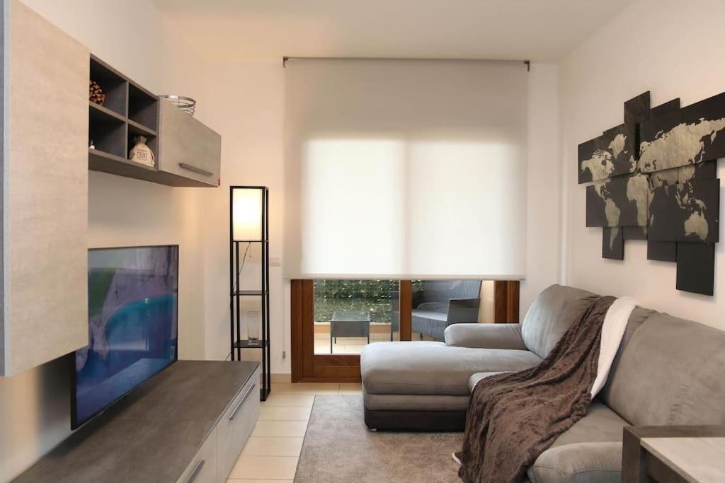 Best Of The Best, 2room Suite#6 At Ambra Apartments, Luxurious, Lift, Private Parking * Olbia