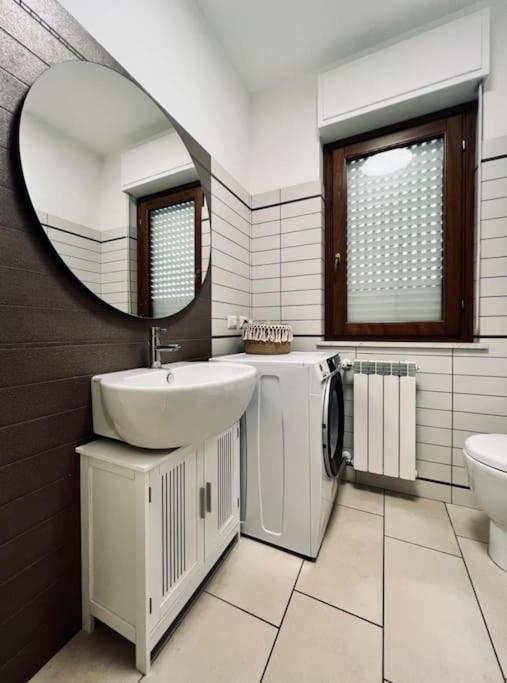 Best Of The Best, 2room Suite#6 At Ambra Apartments, Luxurious, Lift, Private Parking * Olbia